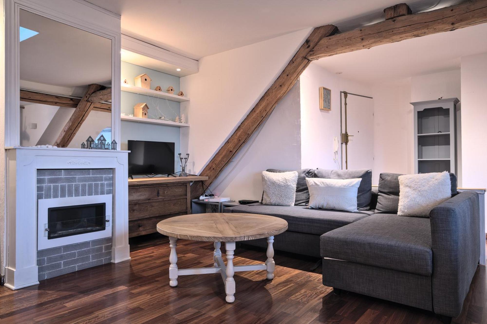 Appartement Unsejourametz - Charme De L'ancien, Hyper-centre, Parking *